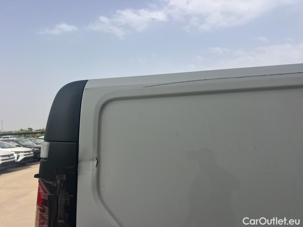  Renault  Trafic RENAULT  / 2019 / 4P / furgón Furgón 27 L1H1 Energy BluedCi 107 kW #12