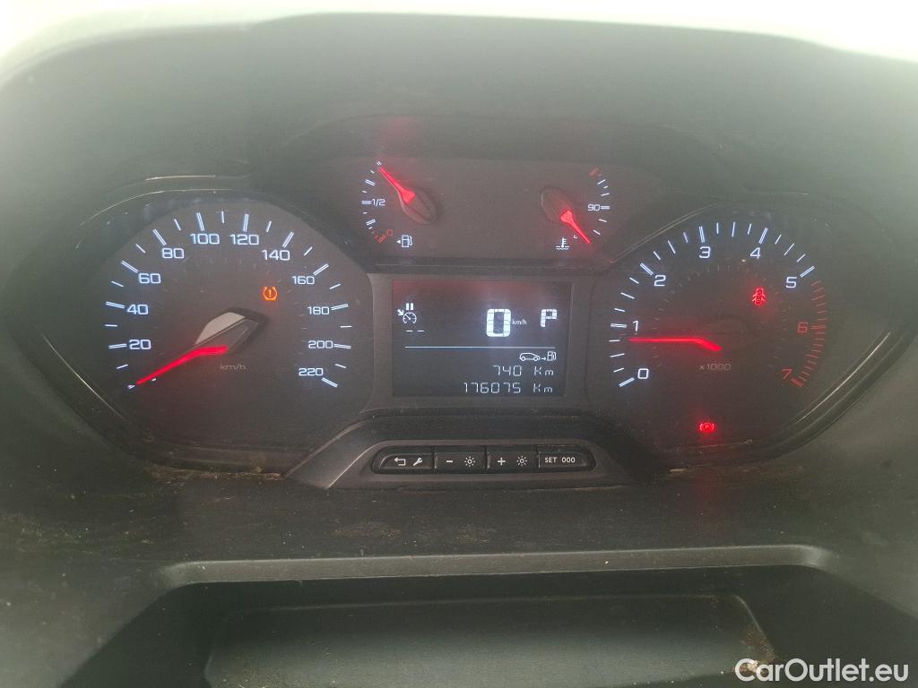  Peugeot  Partner  Premium L1 1.5 HDi 130CV BVA8 E6dT #30