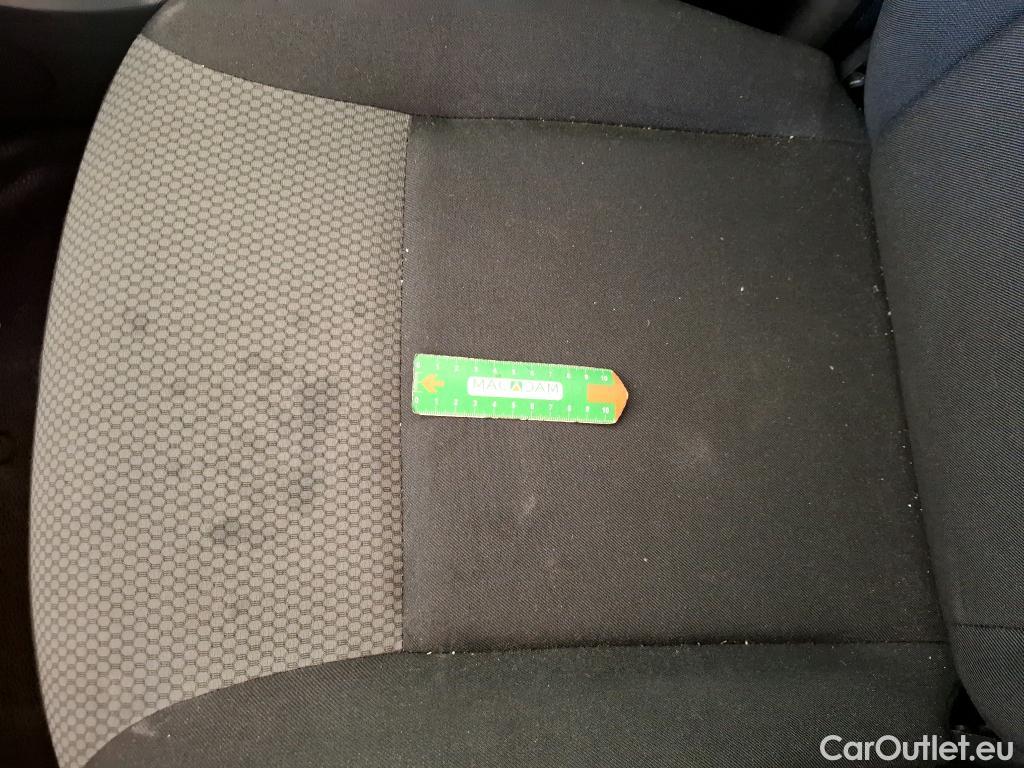  Renault  Kangoo  II Express Maxi Grand Confort 1.5 dCi 95CV BVM6 E6dT #77