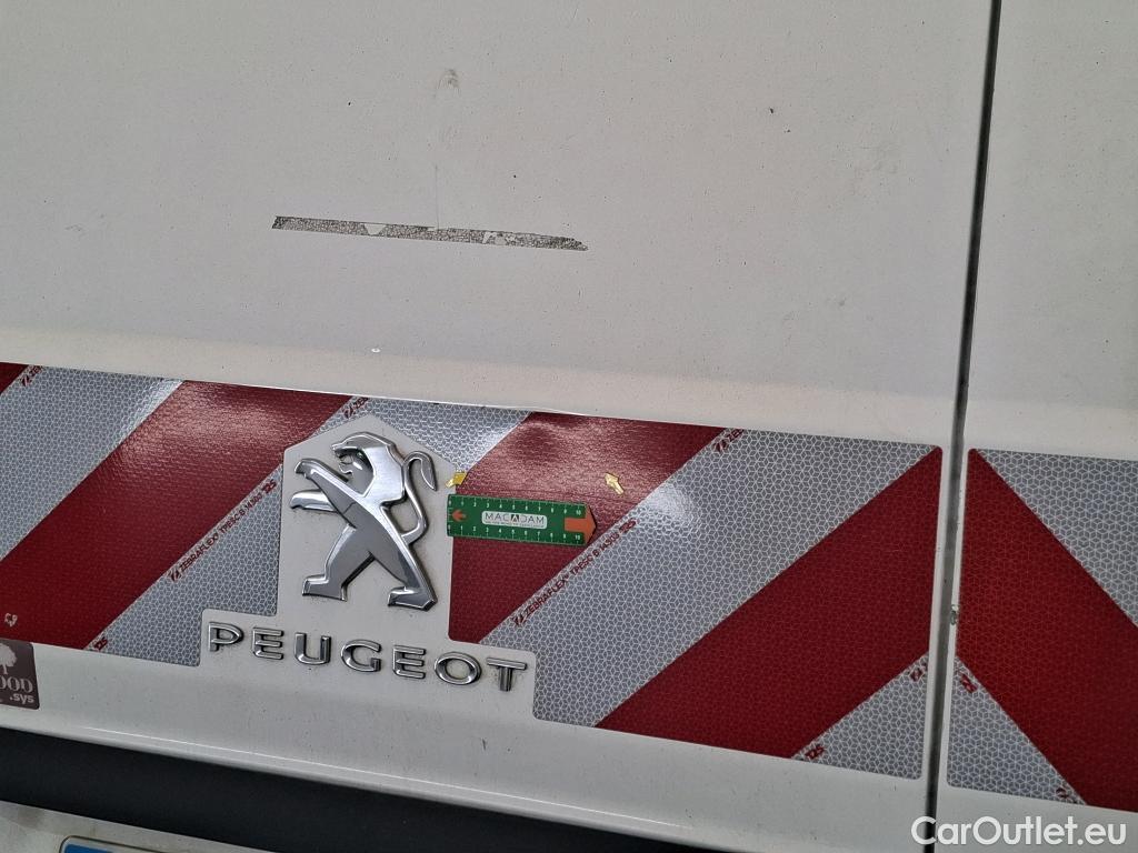  Peugeot  Boxer  Fourgon Surélevé 333 L3H2 Premium BlueHDi 140 Stop&Start 2.2 140CV BVM6 #17