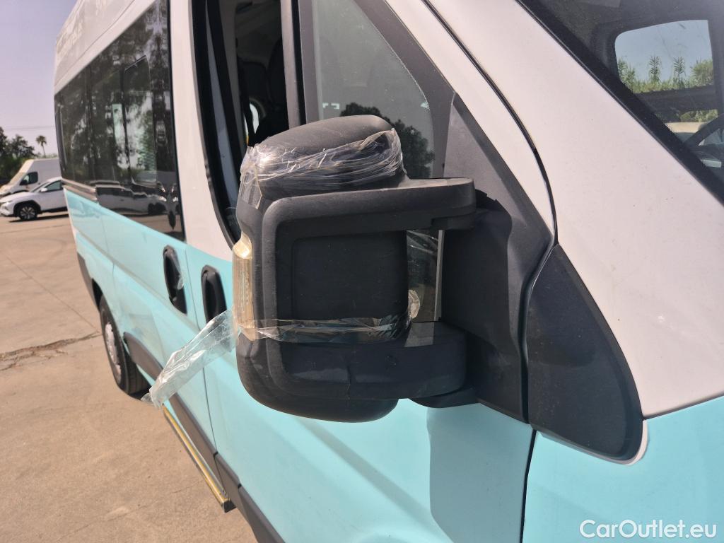  Fiat  Ducato FIAT  / 2014 / 4P / combi 35 Maxi 2.3 Mjet 110kW Combi Medio Alto #11
