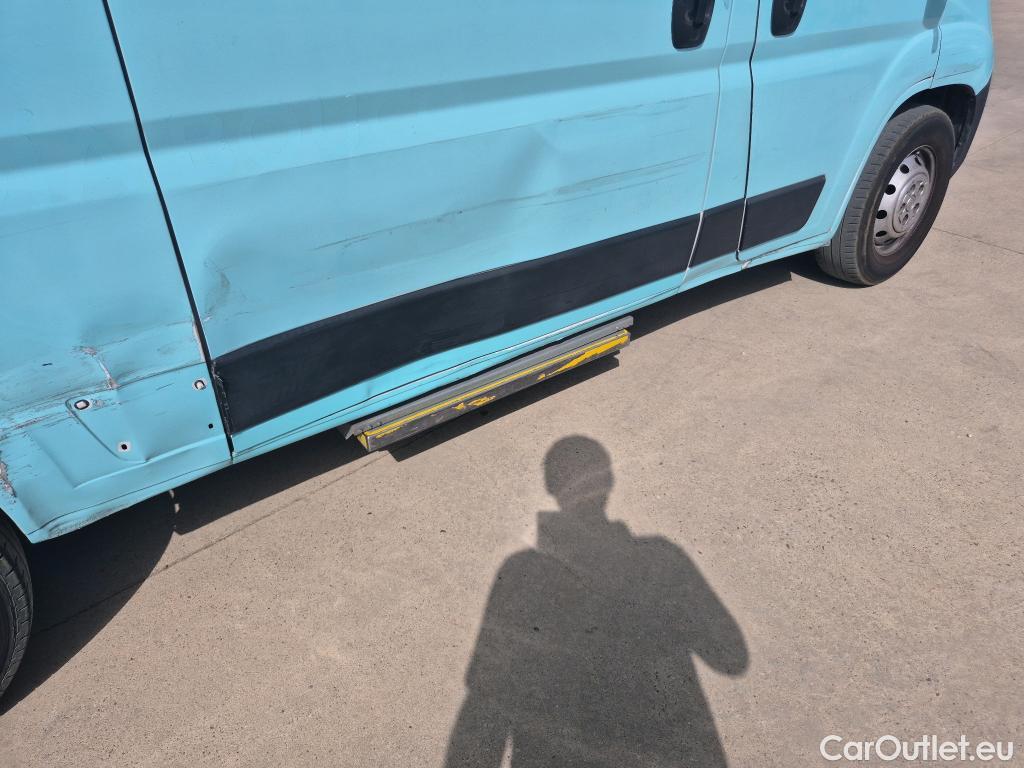  Fiat  Ducato FIAT  / 2014 / 4P / combi 35 Maxi 2.3 Mjet 110kW Combi Medio Alto #16