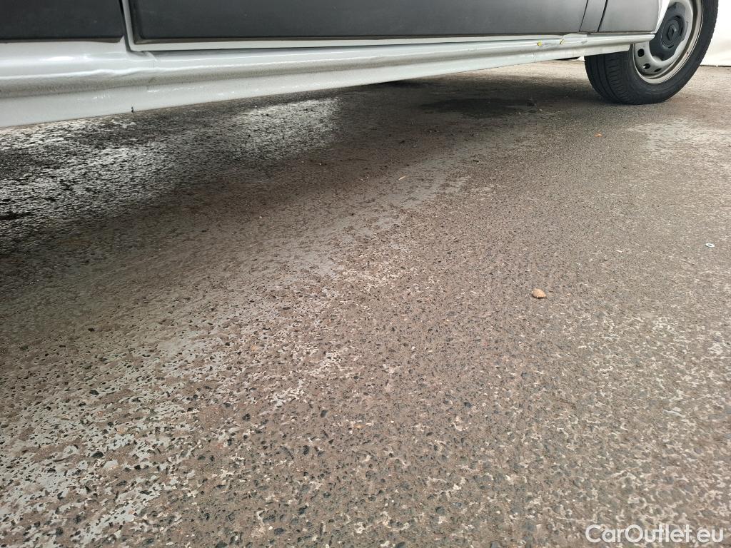  Renault  Trafic  Fourgon L2H1 3T Grand Confort 2.0 dCi 130CV BVM6 E6d #27