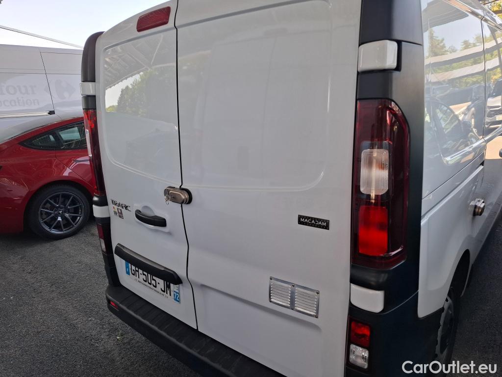  Renault  Trafic  Fourgon L1H1 3T Grand Confort 2.0 dCi 130CV BVM6 E6d #24