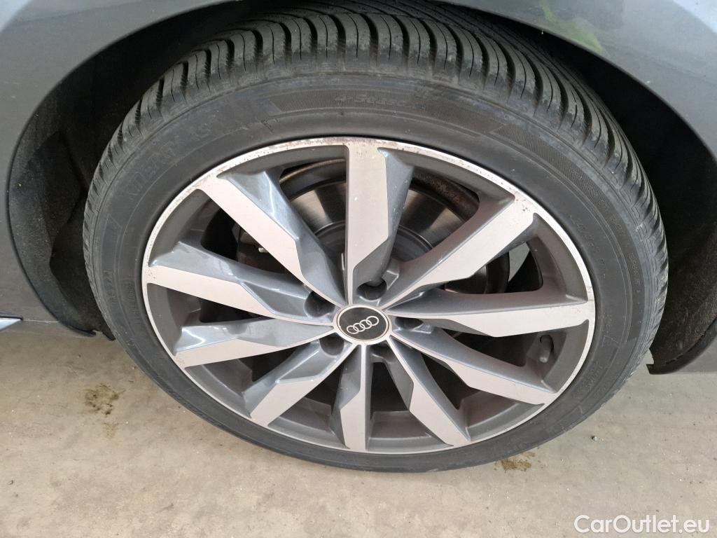  Audi  A4  Avant 35 TDI S Line 2.0 TDI 165CV BVA7 E6d #17