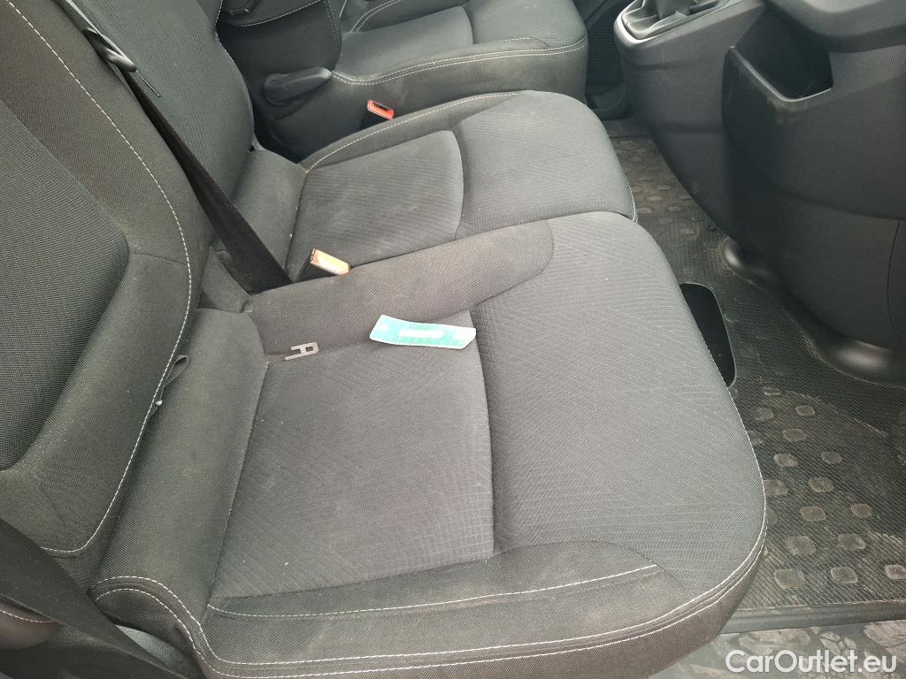  Renault  Trafic  Fourgon L2H1 3T Grand Confort 2.0 dCi 130CV BVM6 E6d #36