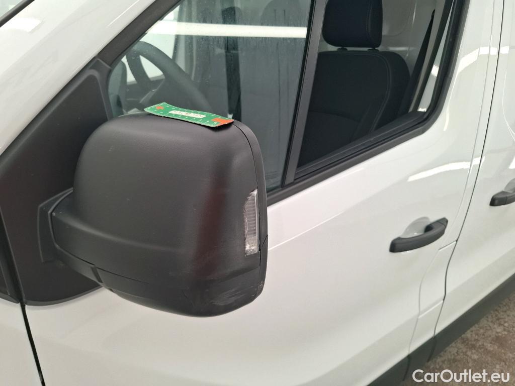  Renault  Trafic  Fourgon L2H1 3T Grand Confort 2.0 dCi 130CV BVM6 E6d #34