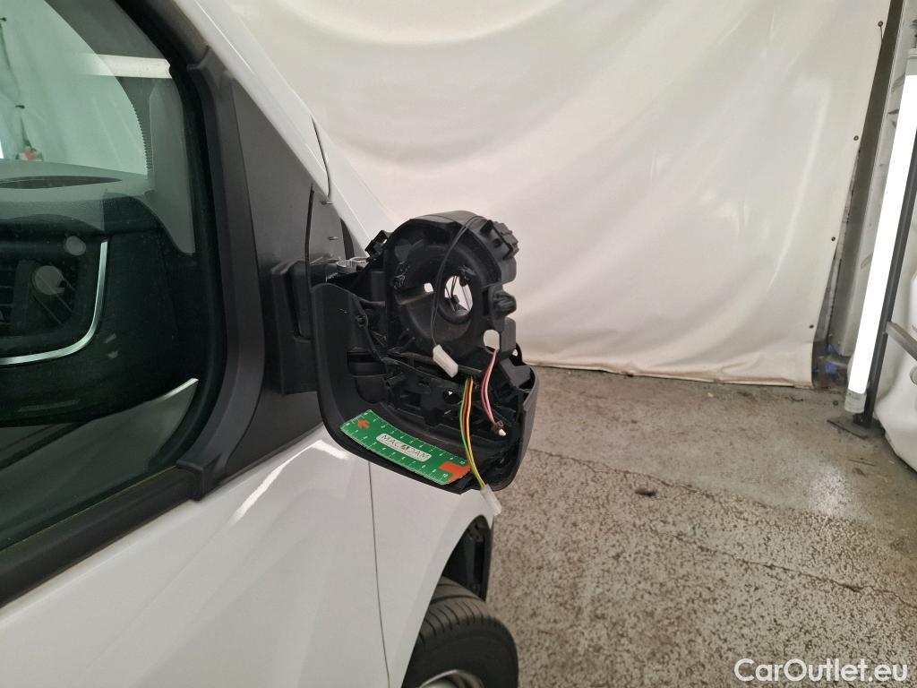  Renault  Trafic  Fourgon L2H1 3T Grand Confort 2.0 dCi 130CV BVM6 E6d #29