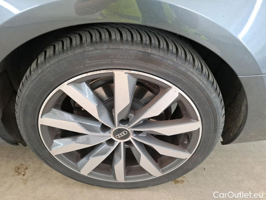  Audi  A4  Avant 35 TDI S Line 2.0 TDI 165CV BVA7 E6d #10