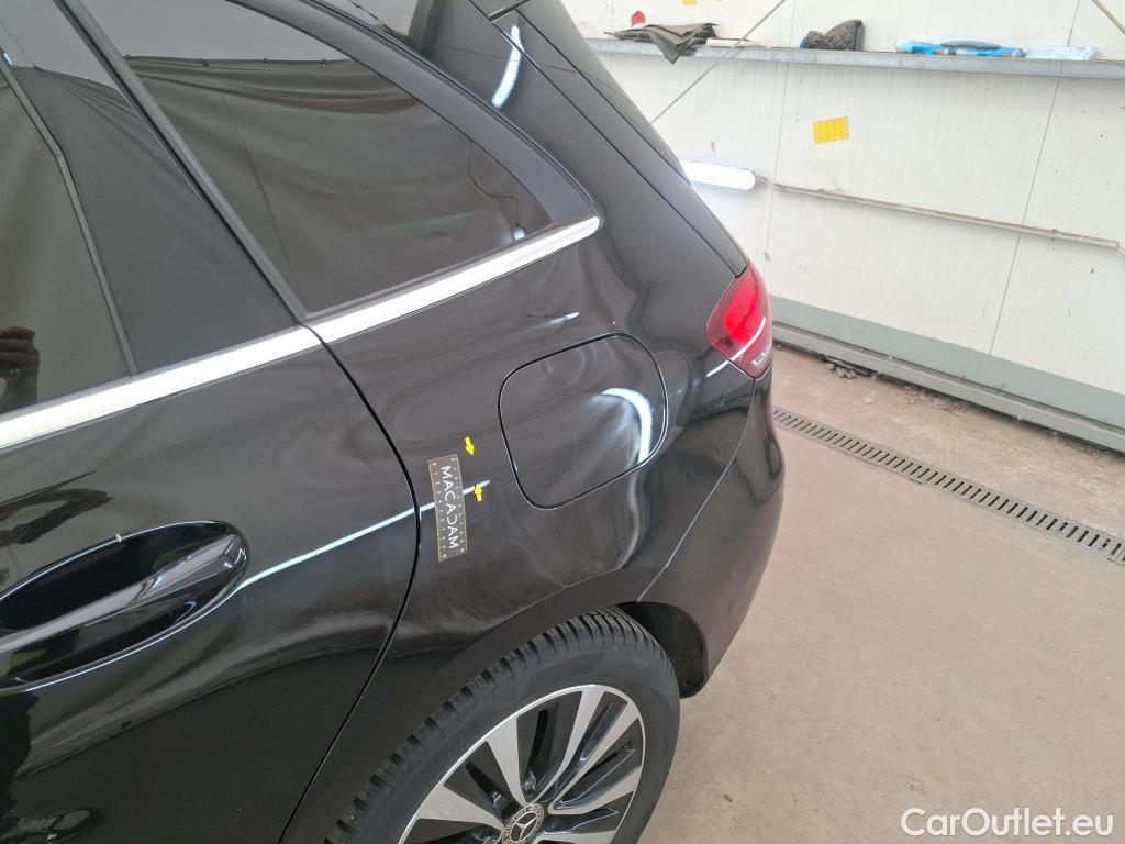  Mercedes  B-Klasse MERCEDES-BENZ Classe B / 2019 / 5P / monospace B 180 d Business Line Edition BA8 #28