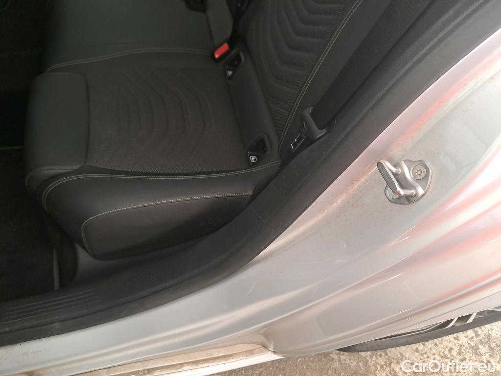  Mercedes  A-Klasse MERCEDES-BENZ Classe A Berline / 2018 / 4P / Berline A 200 d Business Line 8G-DCT #6