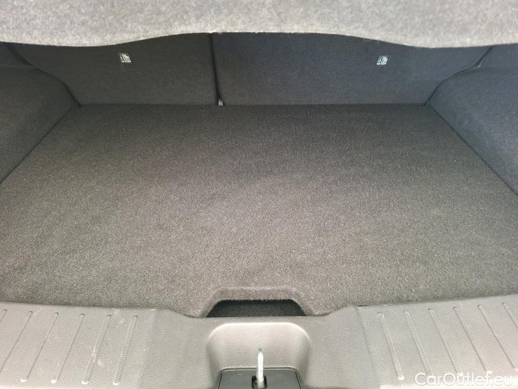  Nissan  Juke NISSAN  / 2019 / 5P / Crossover Hybrid 145 Business+ #25
