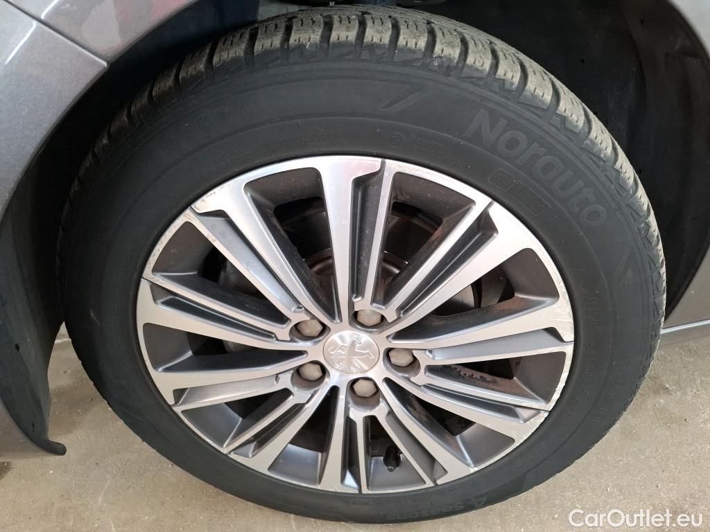  Peugeot  308  SW Allure Business 1.5 #22