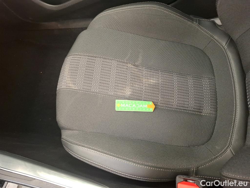  Peugeot  308  Allure 1.5 HDi 130CV BVA8 E6dT #29