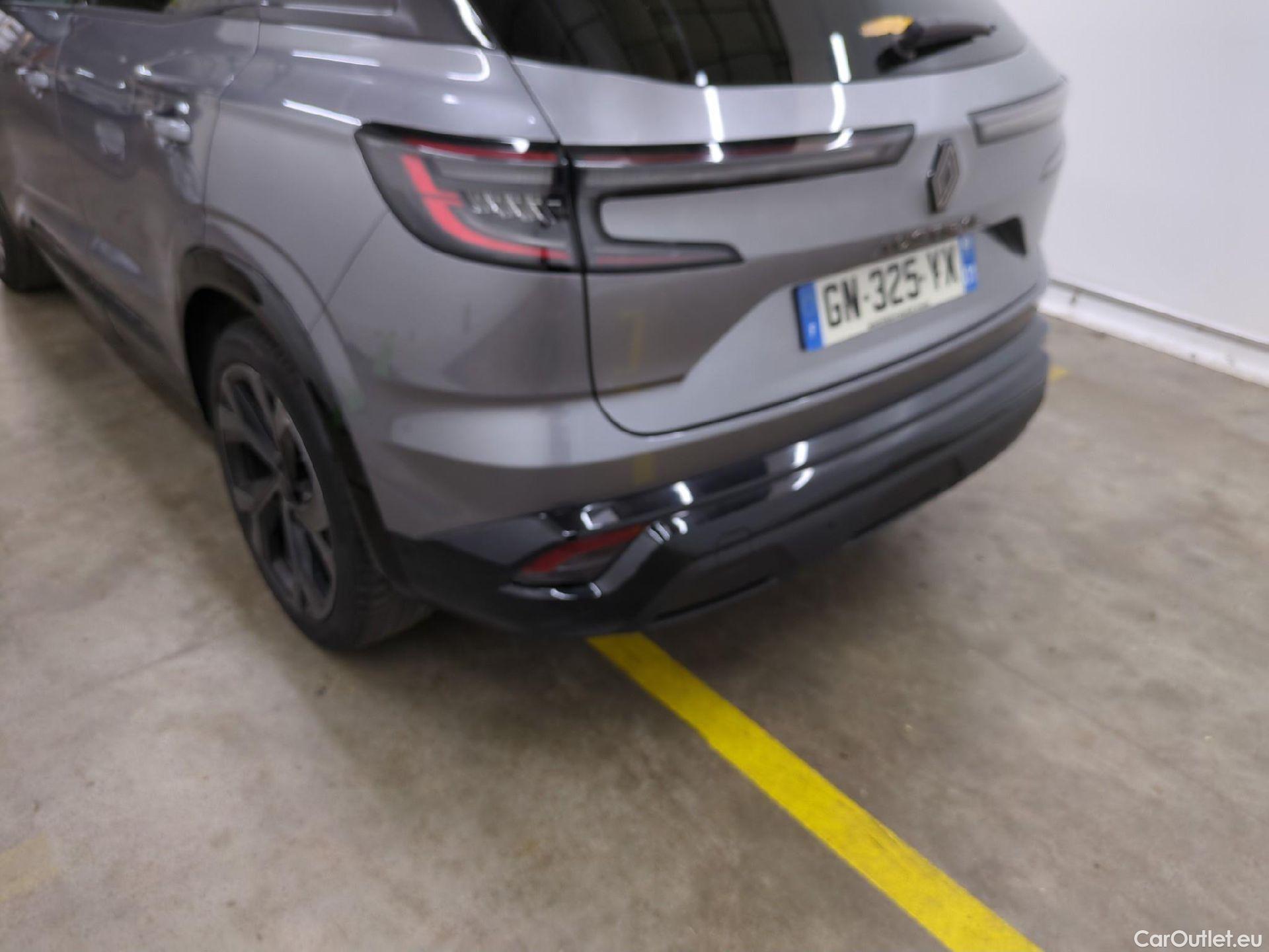 Renault  Austral RENAULT  / 2022 / 5P / Crossover TECHNO ESPRIT ALPINE MILD HYBRID 160 #45