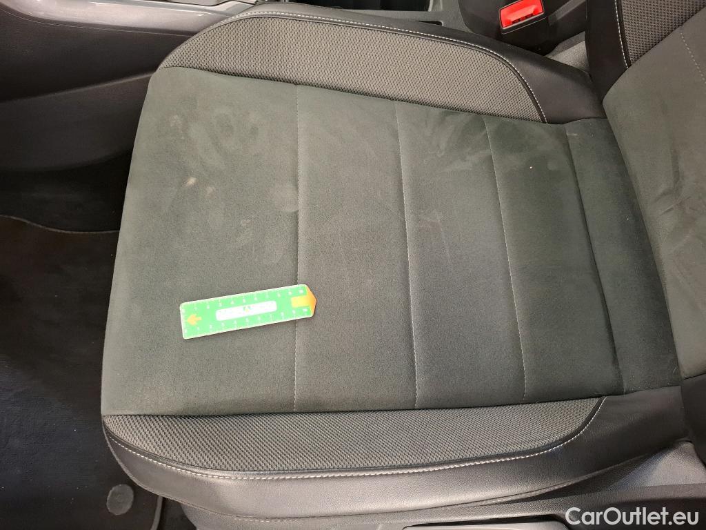  Volkswagen  T-ROC VOLKSWAGEN  / 2021 / 5P / SUV 2.0 TDI 150 STYLE DSG7 #6