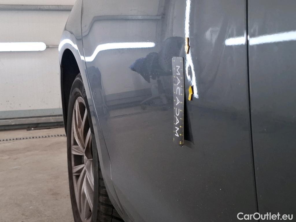  Volkswagen  Golf  VII Berline Carat BMT 2.0 TDI 150CV BVA7 E6dT #33