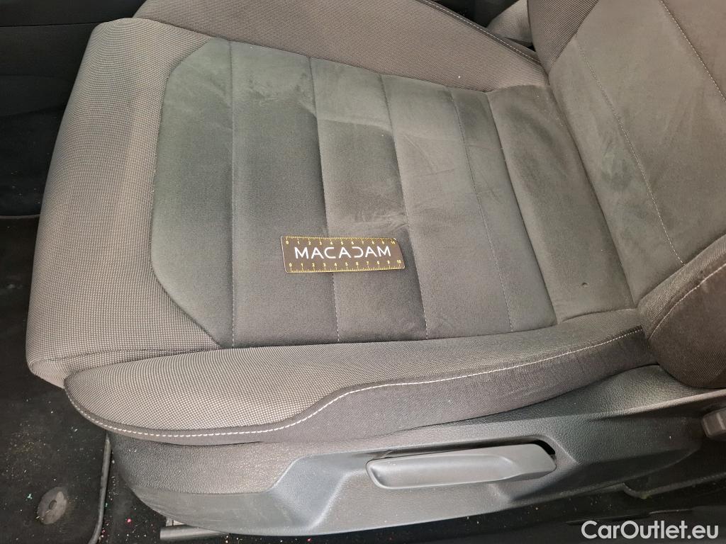  Volkswagen  Golf  VII Berline Carat BMT 2.0 TDI 150CV BVA7 E6dT #21