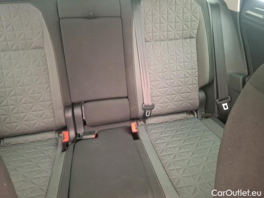  Volkswagen  Tiguan VOLKSWAGEN  / 2020 / 5P / SUV 2.0 TDI 150 DSG7 Life Business #25