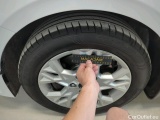  KIA  Cee'd KIA  SW 1.5 T-GDI 160KM 6MT L 5d #52