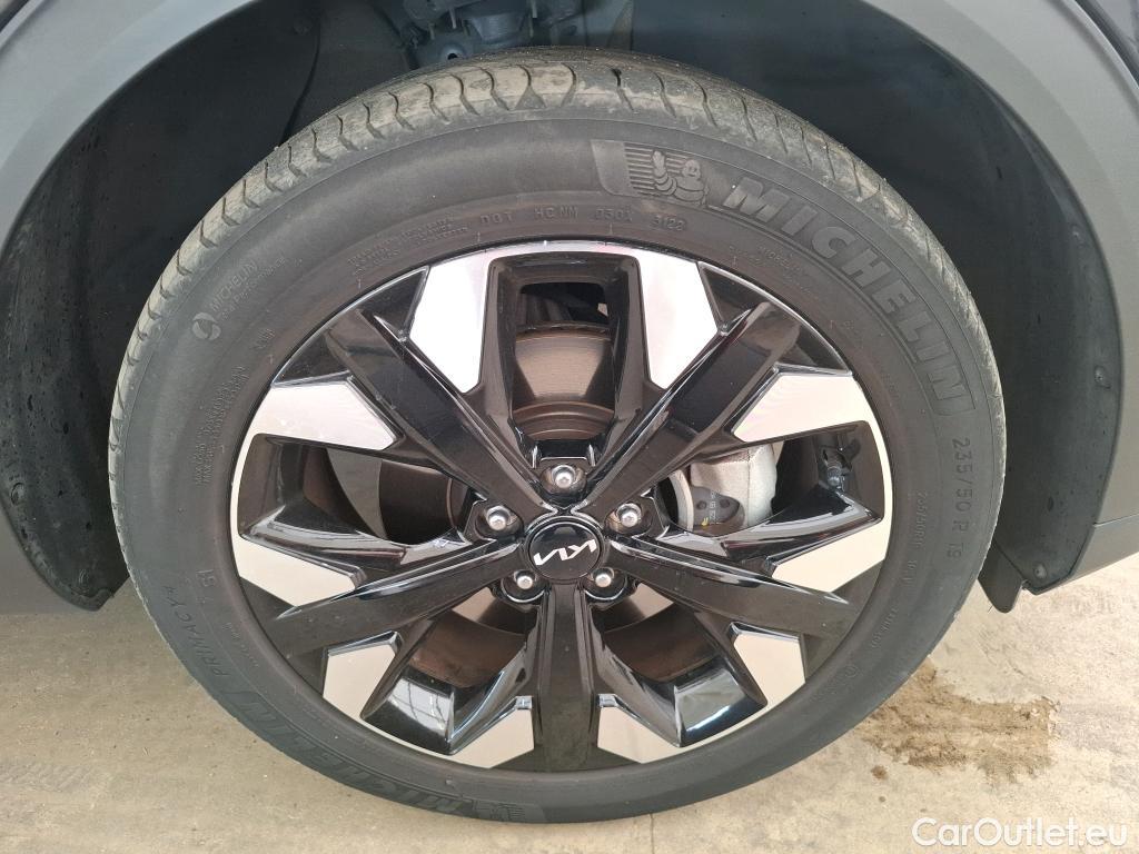  KIA  Sportage KIA  / 2021 / 5P / SUV 1.6 T-GDI 265 PHEV AUTO 4WD ACTIVE #17