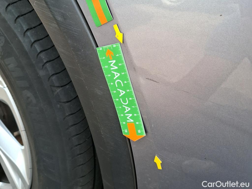  DS  DS7 DS DS 7 Crossback 2017 5P SUV BlueHDi 130 Automatique Business #22