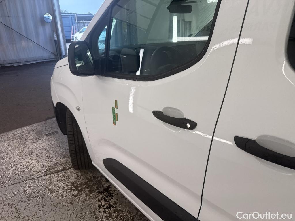  Citroen  Berlingo  Live M 1.2 PureTech 110CV BVM6 E6d #14