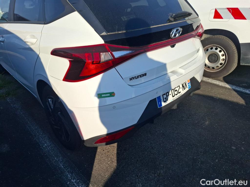  Hyundai  i20 HYUNDAI  / 2020 / 5P / Berline 1.0 T-GDI 100 HYBRID 48V Intuitive #18