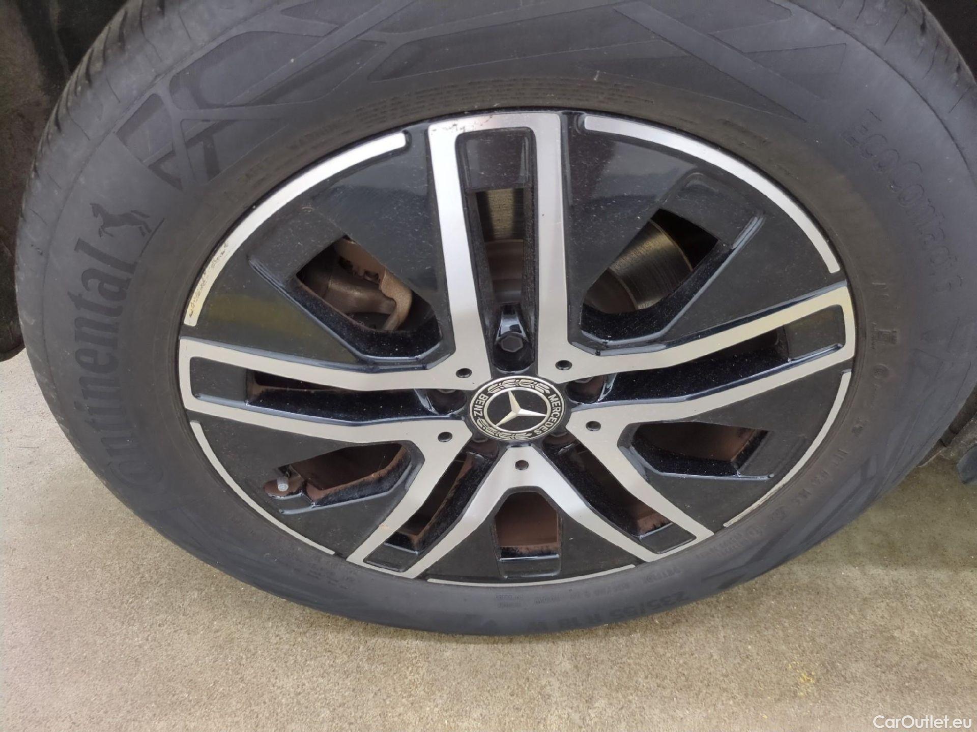  Mercedes  GLA MERCEDES-BENZ  / 2020 / 5P / SUV 1.3  250 e BUSINESS LINE DCT #5