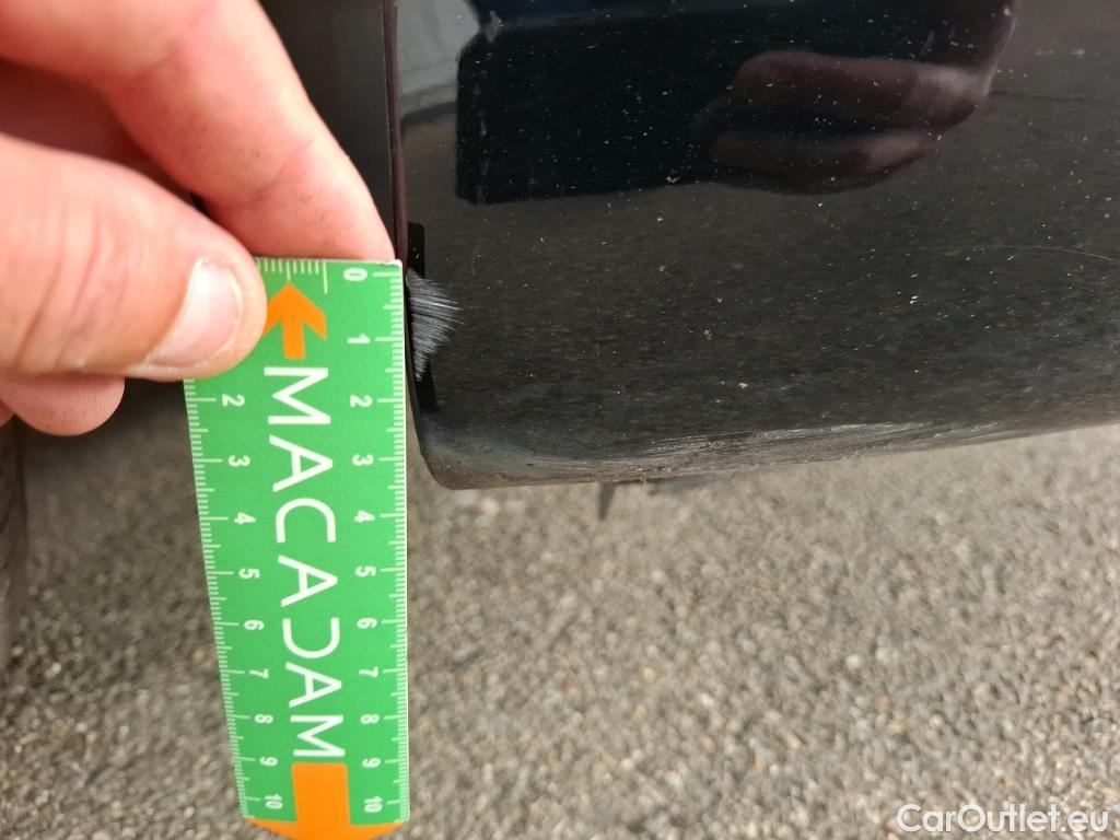  Mercedes  A-Klasse MERCEDES-BENZ Classe A Berline / 2018 / 4P / Berline A 180 d Business Line 8G-DCT #5