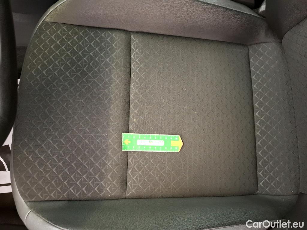  Nissan  Juke  / 2019 / 5P / Crossover Hybrid 143 Business+ #4