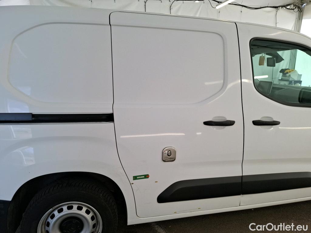  Citroen  Berlingo  Fourgon Driver M 650 1.5 BlueHDi 100CV BVM5 E6dT #40