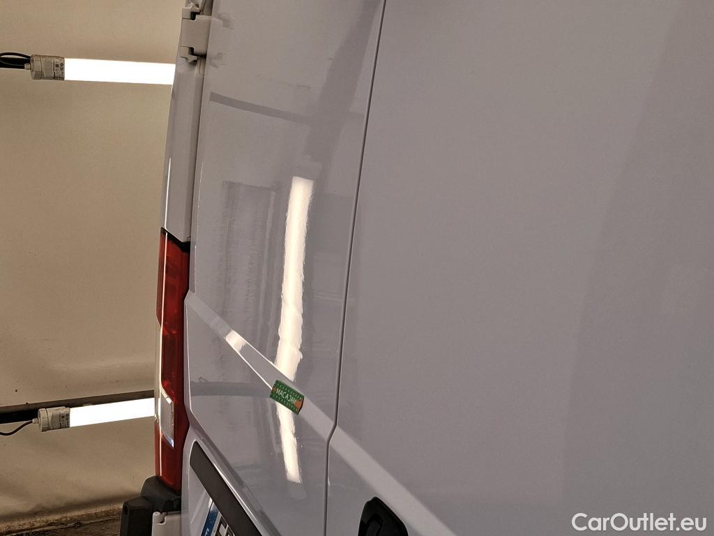  Fiat  Ducato FIAT   2014  4P  Fourgon tôlé 3 0 C H1 2 3 Multijet 120 Pack Pro Nav #10