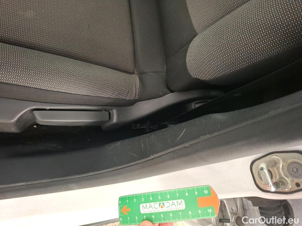  Citroen  C3 CITROEN  Société / 2020 / 5P / Berline / VU BlueHDi 100 SandS BVM6 Feel Nav #2