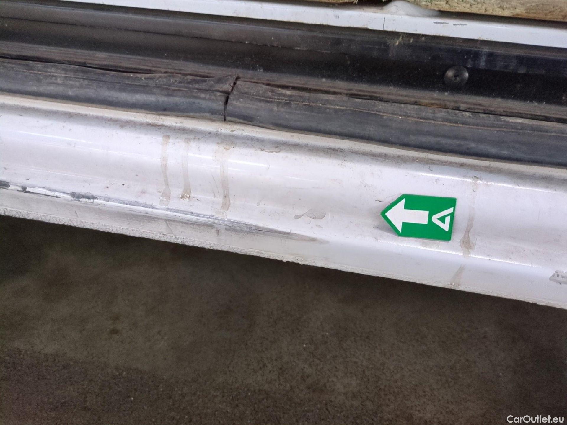  Renault  Master  III Fourgon L2H2 3 3 Grand Confort dCi 135CV BVM6 E6d #25