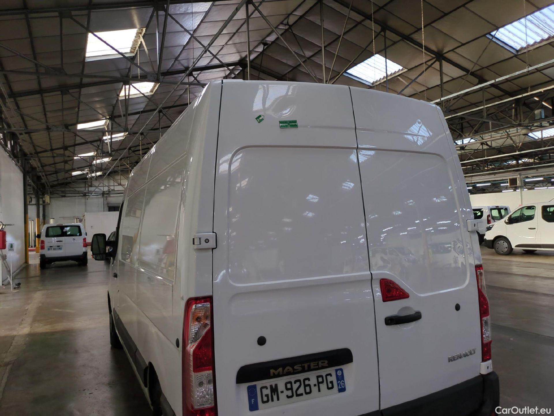  Renault  Master  III Fourgon L2H2 3 3 Grand Confort dCi 135CV BVM6 E6d #16