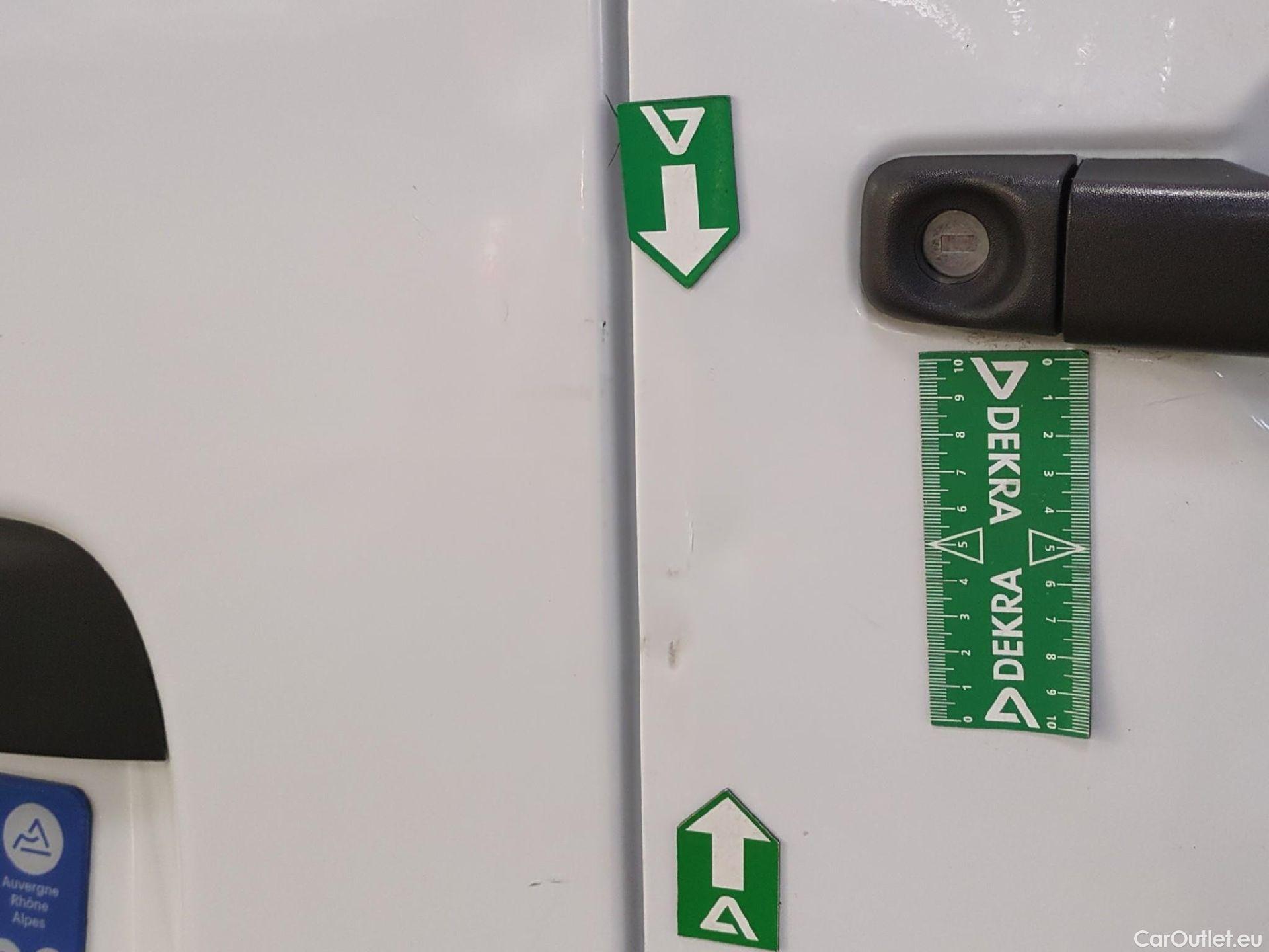  Renault  Master  III Fourgon L2H2 3 3 Grand Confort dCi 135CV BVM6 E6d #20