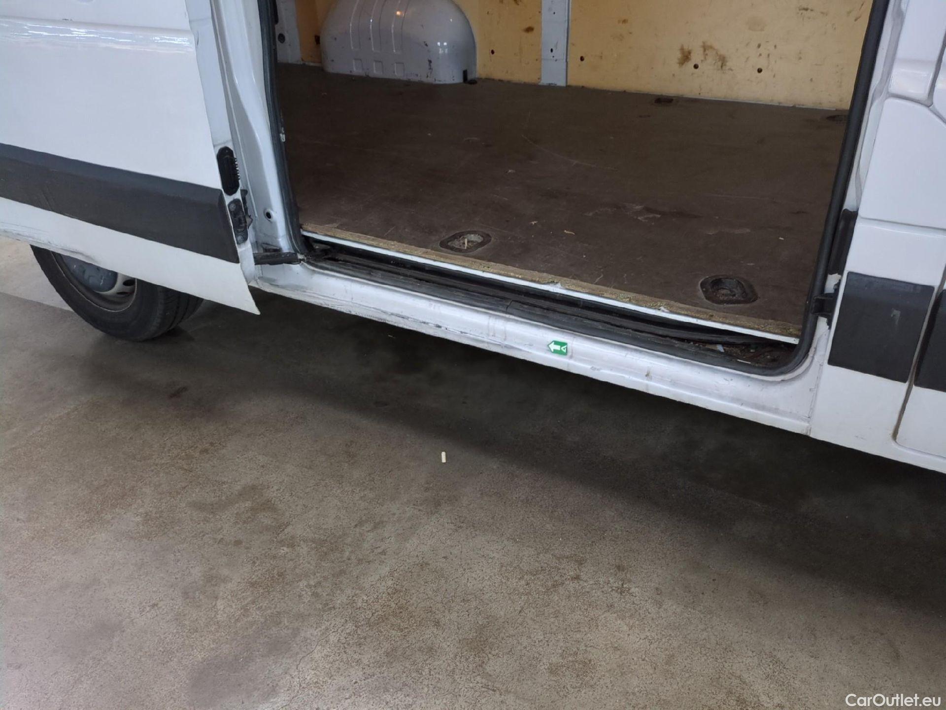  Renault  Master  III Fourgon L2H2 3 3 Grand Confort dCi 135CV BVM6 E6d #26