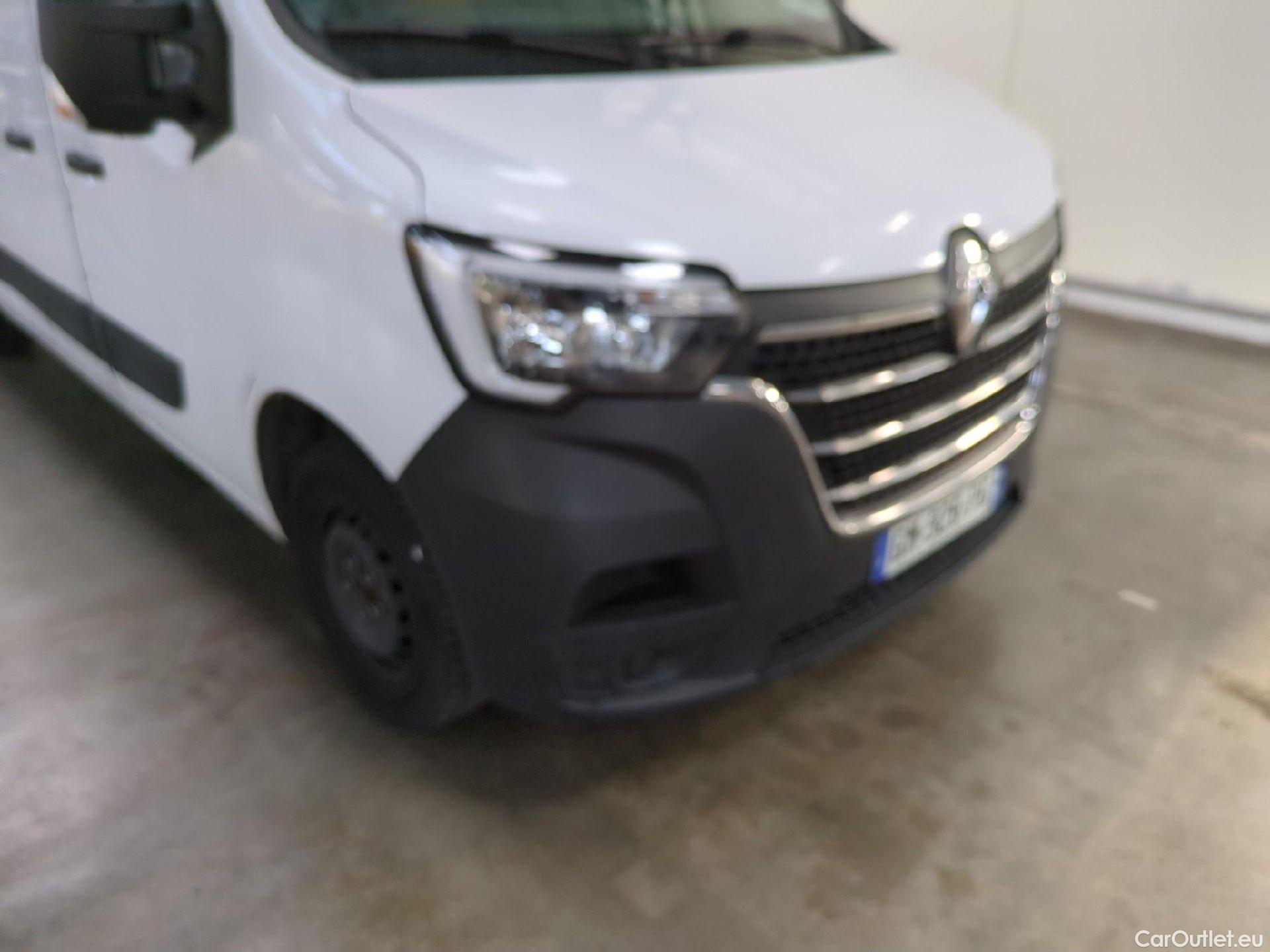  Renault  Master  III Fourgon L2H2 3 3 Grand Confort dCi 135CV BVM6 E6d #44