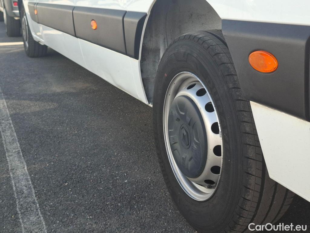  Renault  Master  III Fourgon L3H2 3 5 Grand Confort dCi 135CV BVM6 E6dT #30