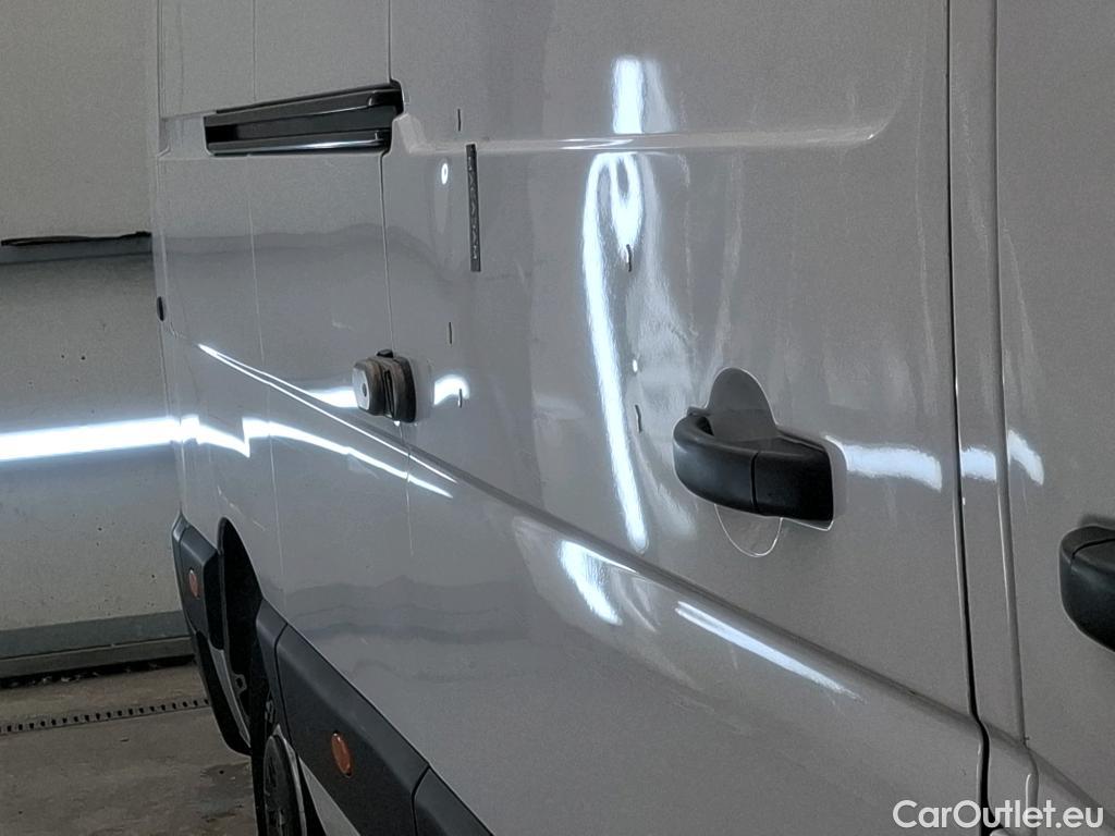  Renault  Master  III Fourgon L3H2 3 5 Grand Confort dCi 135CV BVM6 E6dT #35