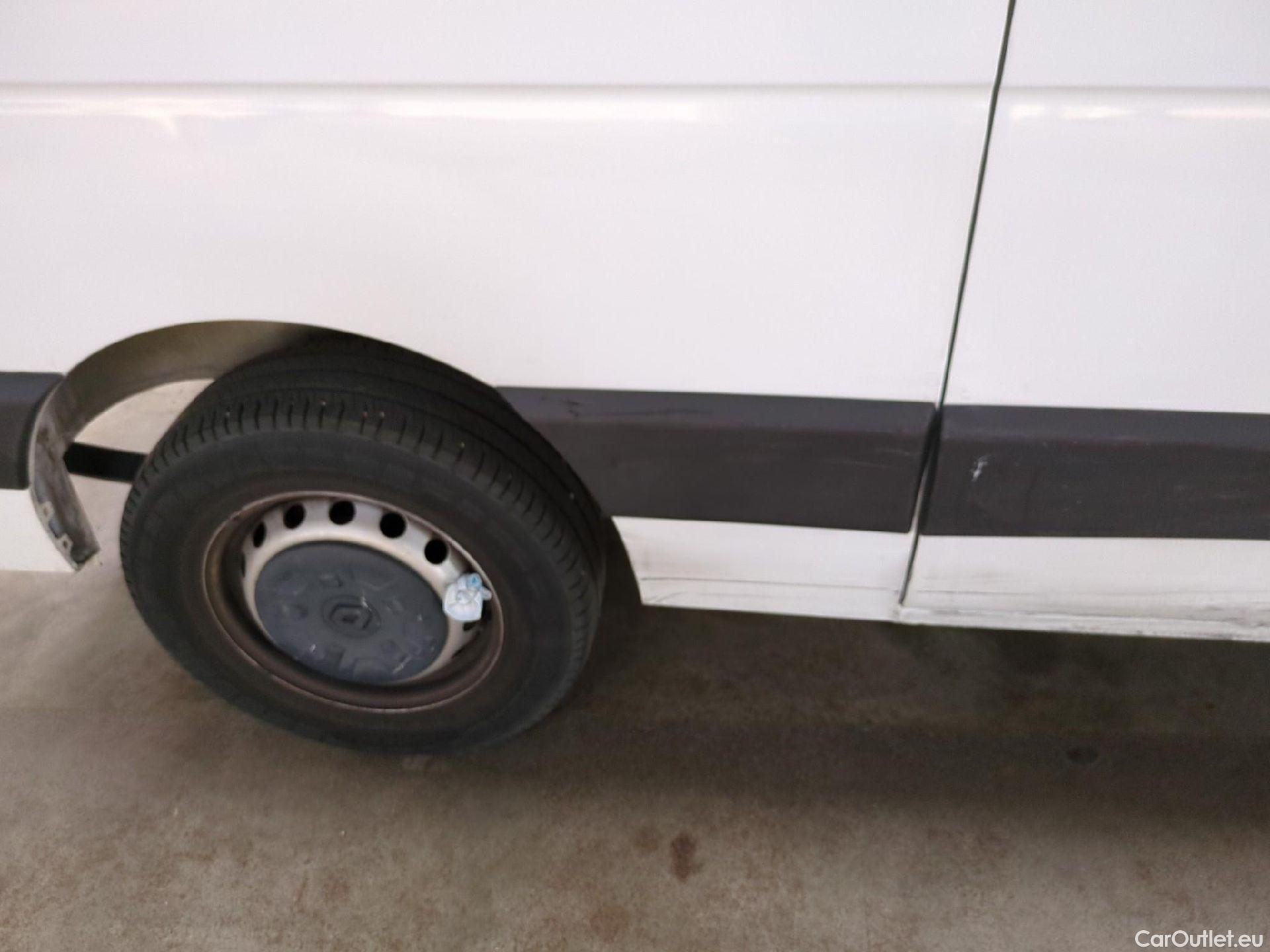  Renault  Master  III Fourgon L2H2 3 3 Grand Confort dCi 135CV BVM6 E6d #30