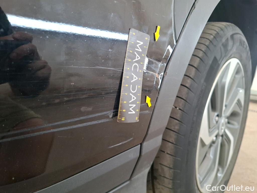  Hyundai  Konna Kona Business Hybrid 2WD 1.6 GDI 140CV BVA6 E6d #3