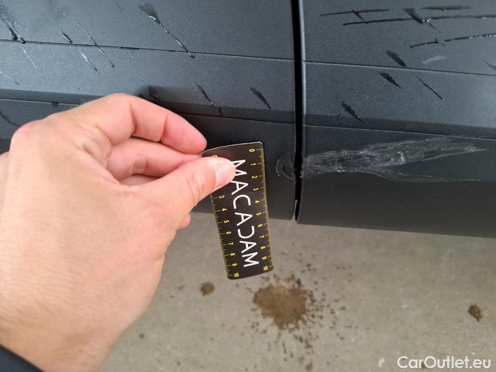  Renault  Captur  II Evolution 1.6 E-TECH Hybrid 145CV BVA6 E6d #10