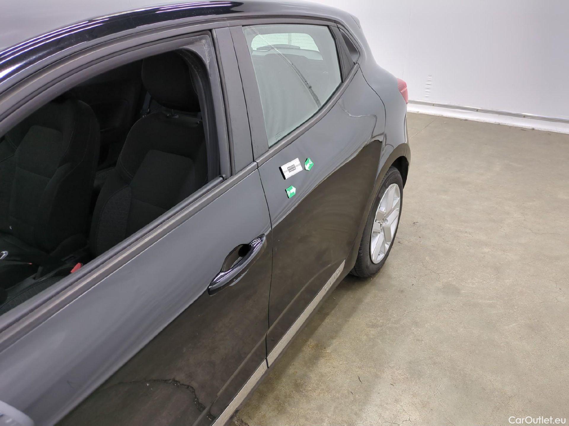  Renault  Clio  V Business 1.0 TCe 90CV BVM6 E6d #32