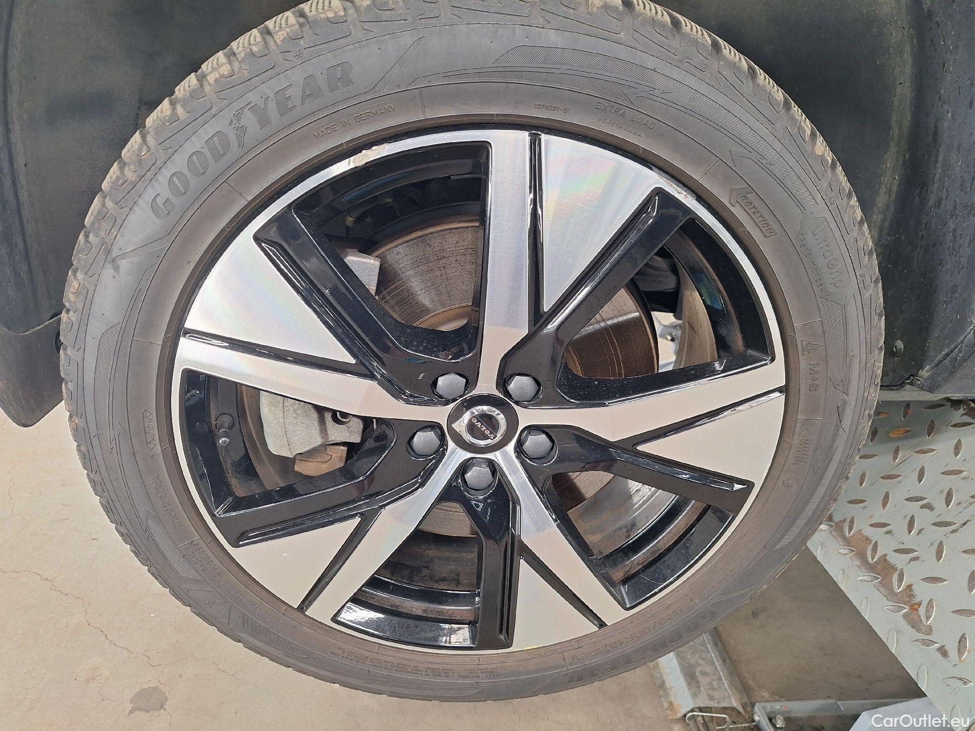 Volvo  XC 40 Volvo, XC40 FL'21 BEV, Volvo XC40 Recharge Core 5d #29