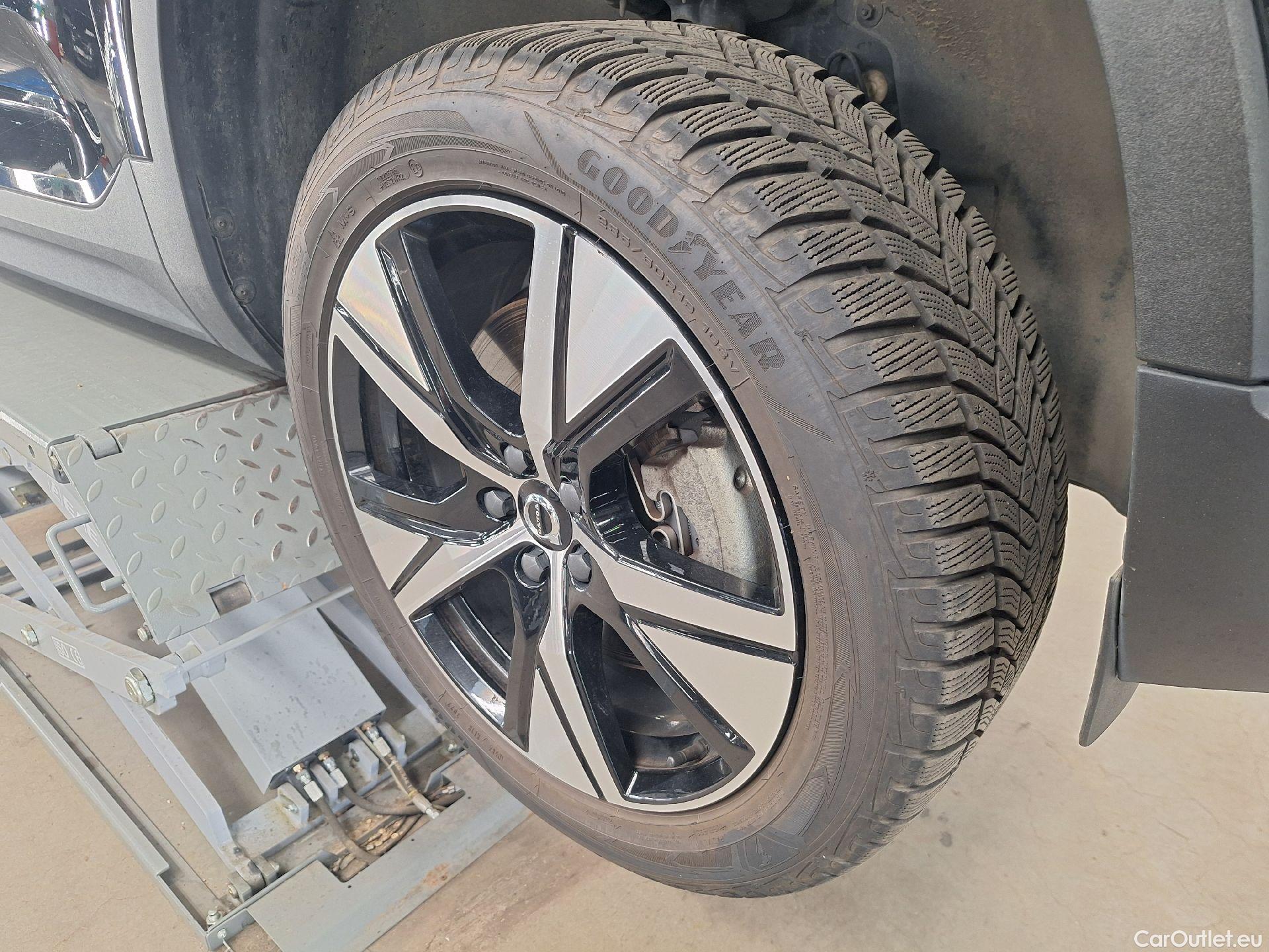  Volvo  XC 40 Volvo, XC40 FL'21 BEV, Volvo XC40 Recharge Core 5d #1
