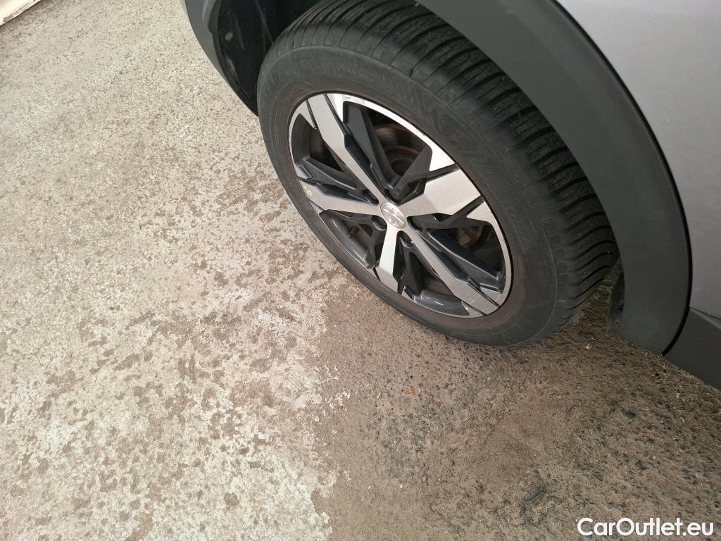  Peugeot  3008  Allure 1.2 PureTech 130CV BVM6 E6d #12