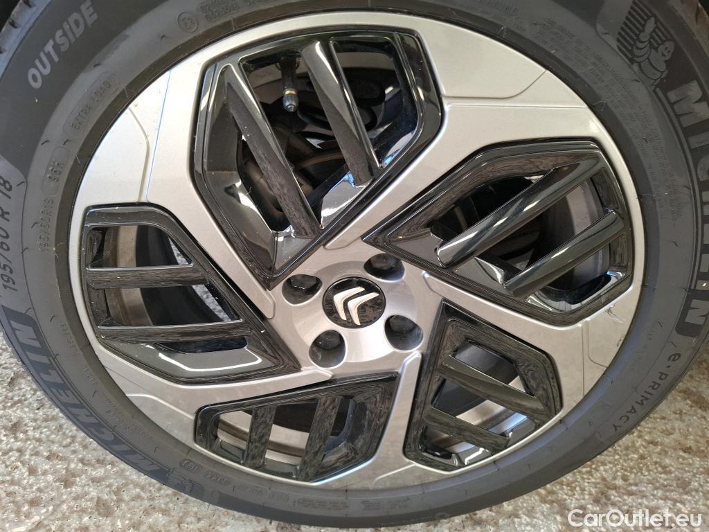  Citroen  C4 CITROEN  X / 2022 / 4P / Berline PureTech 130 S&S EAT8 Feel Pack #9