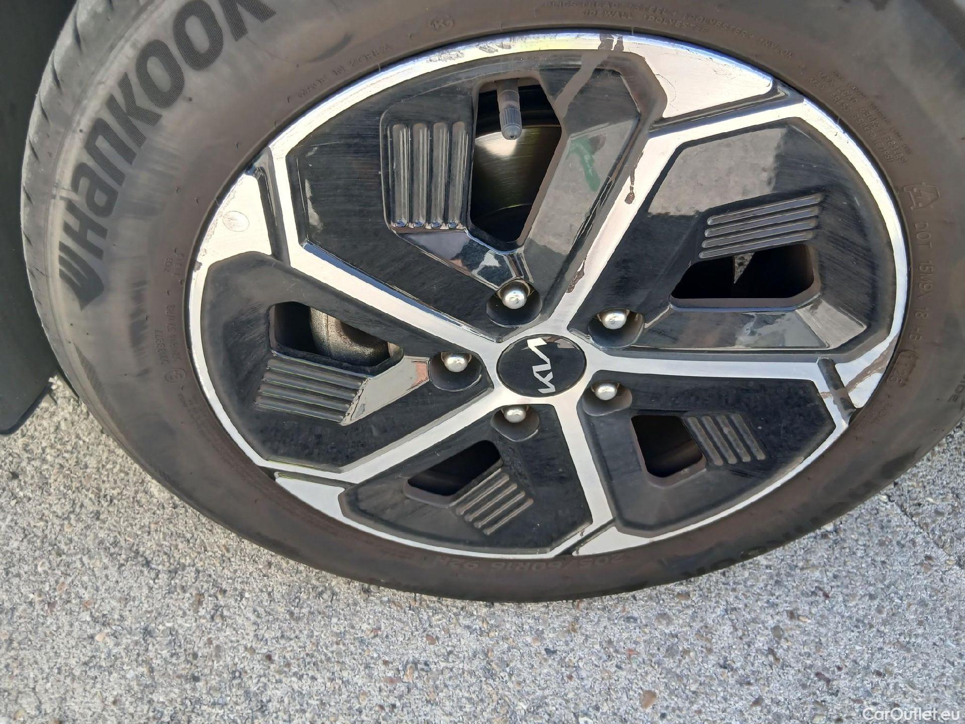  KIA  Niro  Hybrid Drive 1.6 AT6 E6d #18